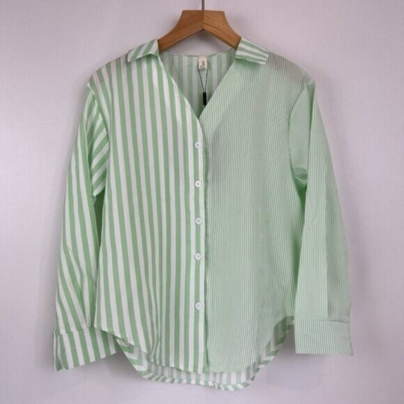 Women's Striped Button Down Shirt Size M Cropped Louse Fit Blouse Green White - Picture 1 of 16